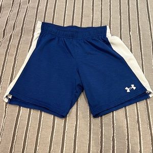 Boys size YLG UNDER ARMOUR shorts in blue and white